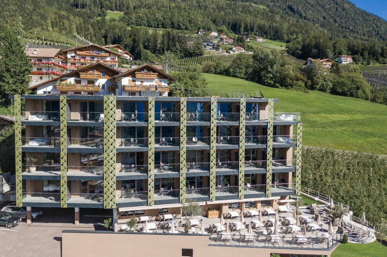 Oliven- & Genusshotel Hirzer Schenna Exterior foto